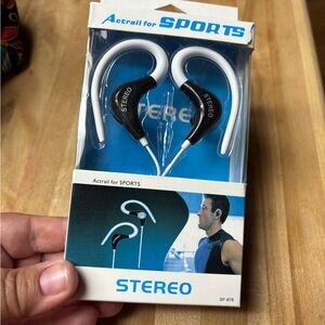 New Stereo Sports Earphones with Ear Hooks